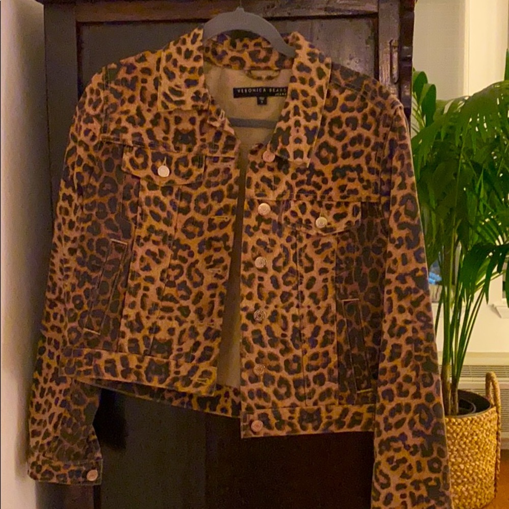 Like new denim jacket